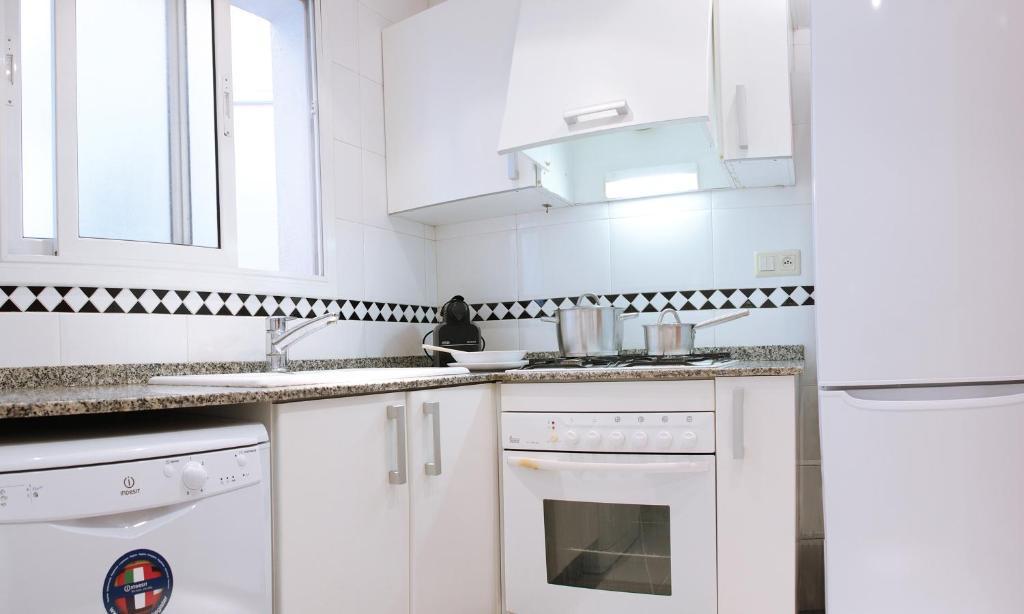 Alguera Apartments Napols Βαρκελώνη Δωμάτιο φωτογραφία